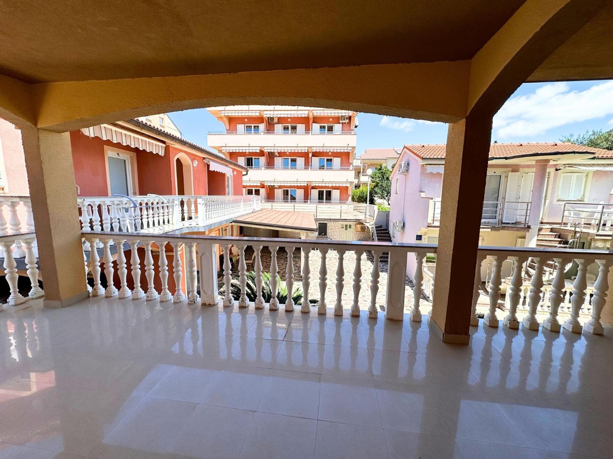 Apartments Bella Sky II โนวาลยา ภายนอก รูปภาพ