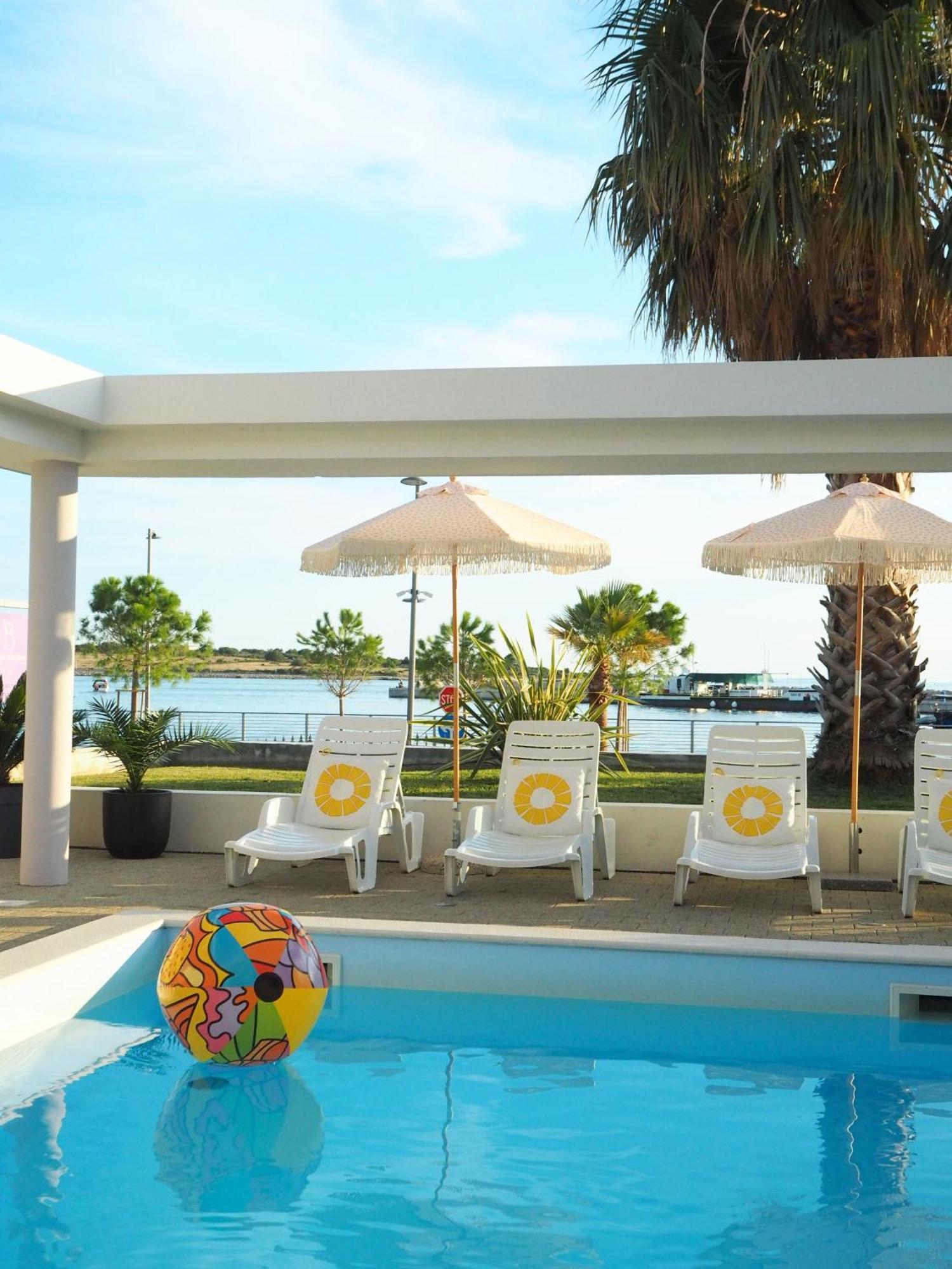 Apartments Bella Sky II โนวาลยา ภายนอก รูปภาพ